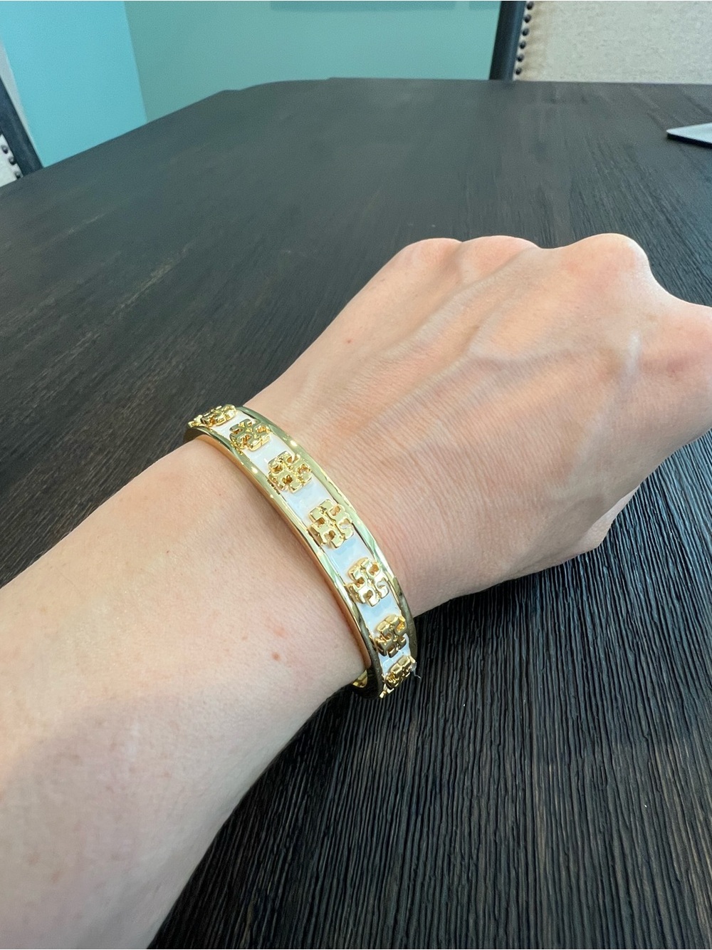 Tory Burch Kira Signature White Enamel Bracelet Cuff - Picture 4 of 8